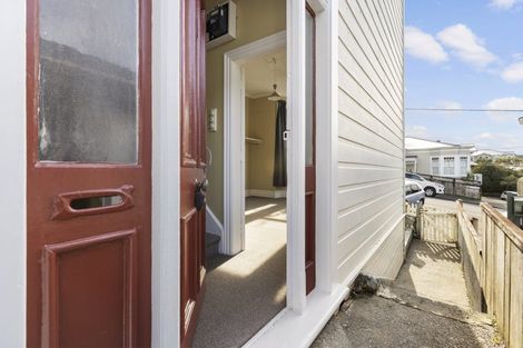 Photo of property in 33 Colombo Street, Newtown, Wellington, 6021