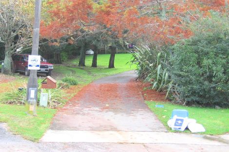 Photo of property in 15 Eagle Place, Red Beach, 0932