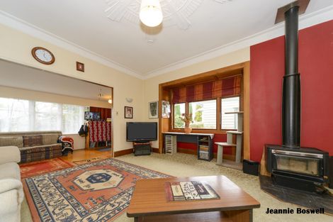 Photo of property in 38 Argyle Avenue, Takaro, Palmerston North, 4410