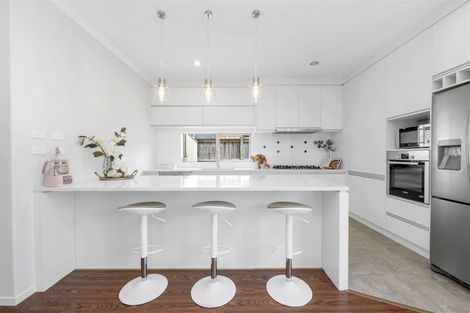 Photo of property in 9 Rohi Place, Flat Bush, Auckland, 2019