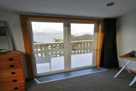Photo of property in 18 Dart Place, Fernhill, Queenstown, 9300