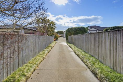 Photo of property in 8 Rae Lane, Paraparaumu Beach, Paraparaumu, 5032