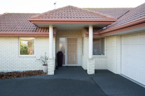 Photo of property in 21 Highcrest Heights, Westmorland, Christchurch, 8025