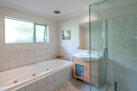 Photo of property in 4 Kaka Street, Waikanae, 5036