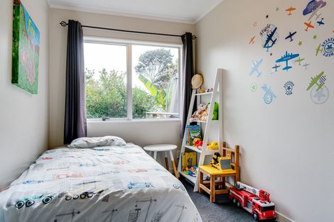 Photo of property in 3 Cross Street, Raglan, 3225