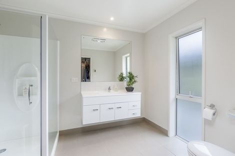 Photo of property in 14 Quiet Rise, Matakana, Warkworth, 0985