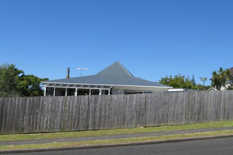 Photo of property in 40 Cranston Street, Torbay, Auckland, 0632