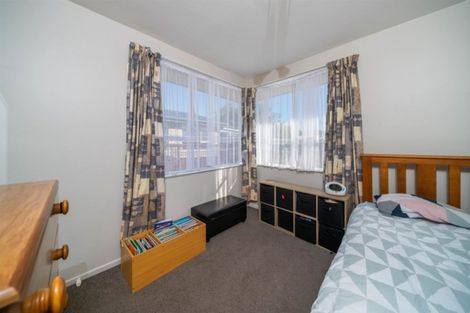 Photo of property in 487 Mairehau Road, Parklands, Christchurch, 8083