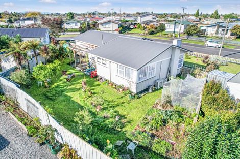 Photo of property in 12 Cecil Street, St Andrews, Hamilton, 3200