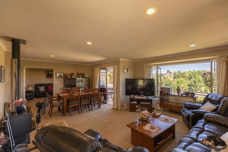 Photo of property in 56 Ireland Road, Waipawa, 4277