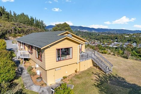 Photo of property in 49a Gillespies Road, Birchville, Upper Hutt, 5018