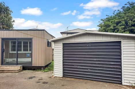 Photo of property in 2 Kawaka Street, Riccarton, Christchurch, 8041