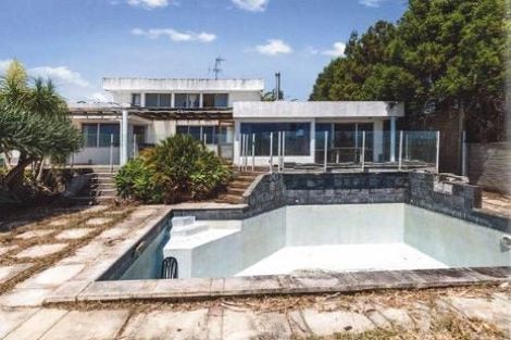 Photo of property in 2/1 Sunderlands Road, Half Moon Bay, Auckland, 2012