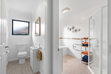 Photo of property in 34a Trafalgar Street, Levin, 5510