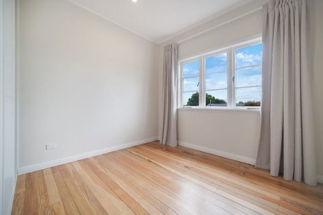 Photo of property in 19a Alexandra Street, Riverhead, 0820