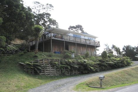 Photo of property in 399 Hauraki Road, Coromandel, 3506