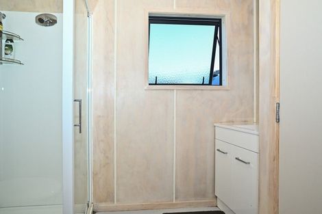Photo of property in Blue Bay Road, Mahia, 4198
