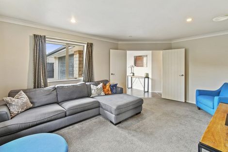 Photo of property in 4a Shirley Avenue, Papakura, 2110