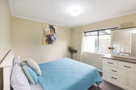 Photo of property in 17 Cargill Grove, Kelvin Grove, Palmerston North, 4414
