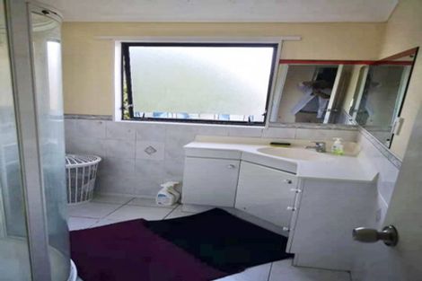 Photo of property in 102 Stapleford Crescent, Browns Bay, Auckland, 0630