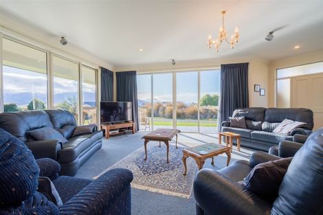 Photo of property in 56 Hawea Place, Te Anau, 9600