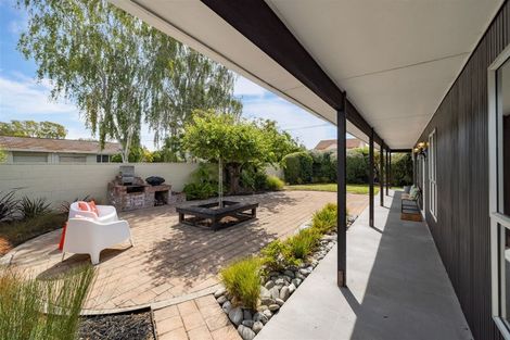 Photo of property in 325 Sawyers Arms Road, Bishopdale, Christchurch, 8053