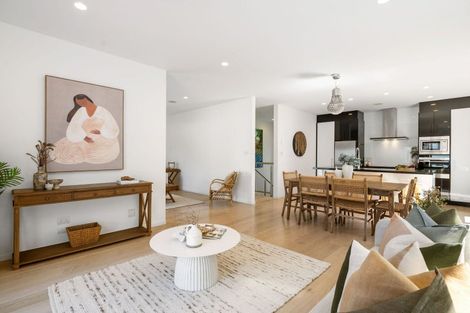 Photo of property in 64b Maunganui Road, Mount Maunganui, 3116