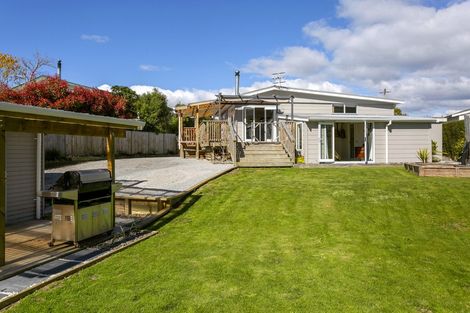 Photo of property in 9 Parata Street, Two Mile Bay, Taupo, 3330