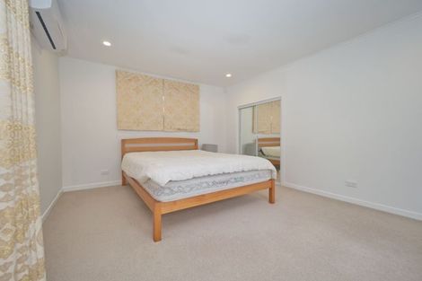 Photo of property in 1/456 Glenfield Road, Glenfield, Auckland, 0629