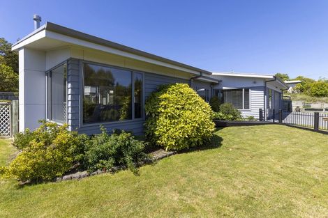 Photo of property in 2/30 Ingle Avenue, Waipahihi, Taupo, 3330