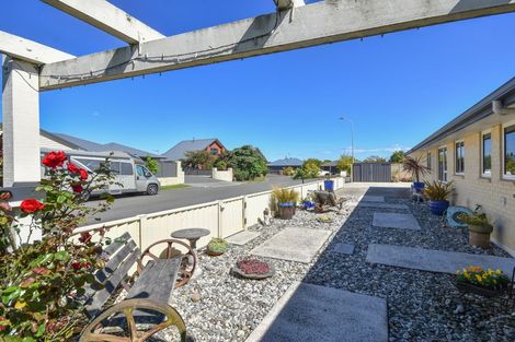 Photo of property in 2 Kura Place, Mosgiel, 9024