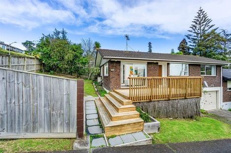 Photo of property in 1/36 Acacia Road, Torbay, Auckland, 0632