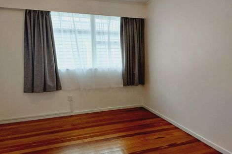 Photo of property in 50 Convair Crescent, Mangere, Auckland, 2022