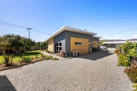 Photo of property in 35 Eureka Street, Alexandra, 9320