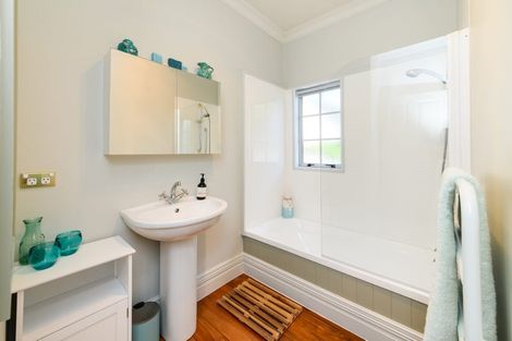 Photo of property in 32 Kent Avenue, Waitarere Beach, Levin, 5510