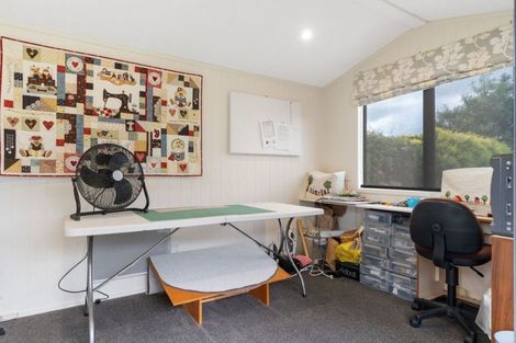 Photo of property in 40 Armstrong Avenue, Carterton, 5713