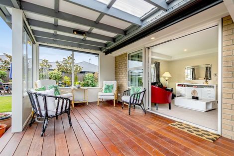 Photo of property in 24 Cairnbrae Drive, Prebbleton, 7604