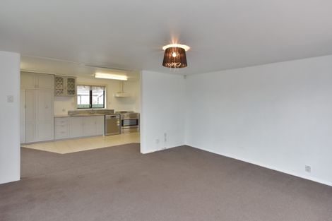 Photo of property in 33 Bournemouth Crescent, Aranui, Christchurch, 8061