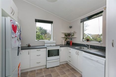 Photo of property in 32a Camellia Avenue, Bell Block, New Plymouth, 4312