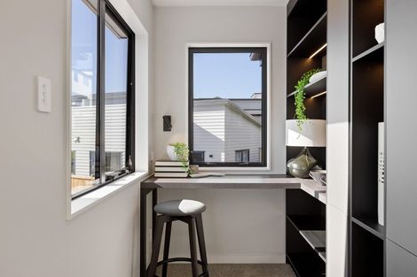 Photo of property in 28 Takurua Terrace, Orewa, 0931