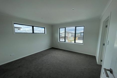 Photo of property in 11 Yulia Road, Flat Bush, Auckland, 2016