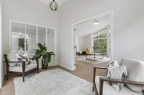 Photo of property in 122 Beach Road, Castor Bay, Auckland, 0620