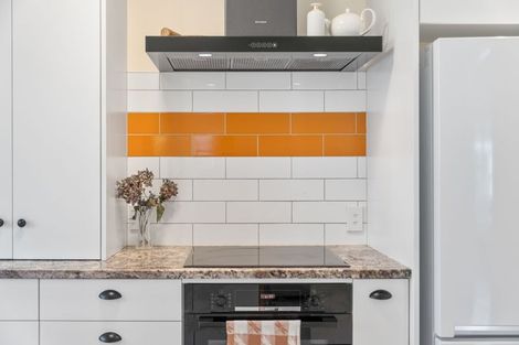 Photo of property in 25b Pehi Kupa Street, Waikanae, 5036