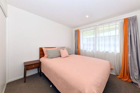 Photo of property in 10 Fairbairn Close, Halswell, Christchurch, 8025