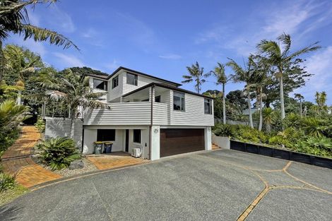Photo of property in 1/86 Saddleback Rise, Murrays Bay, Auckland, 0630