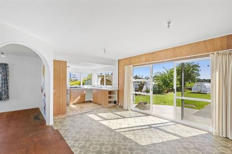 Photo of property in 17 Willow Street, Takaka, 7110