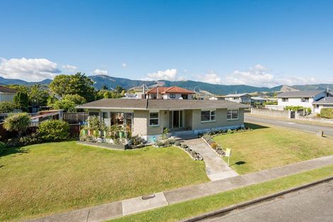 Photo of property in 26 Durham Street, Stoke, Nelson, 7011