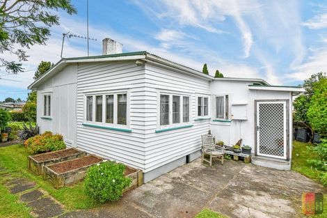 Photo of property in 130 Old Wairoa Road, Papakura, 2110