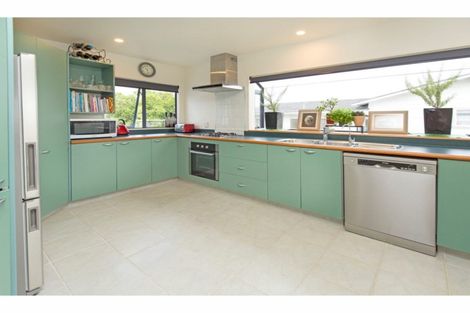 Photo of property in 62 Stanmore Bay Road, Stanmore Bay, Whangaparaoa, 0932