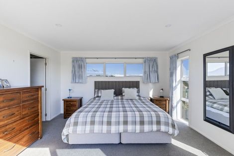 Photo of property in 576a Mangorei Road, Mangorei, New Plymouth, 4371